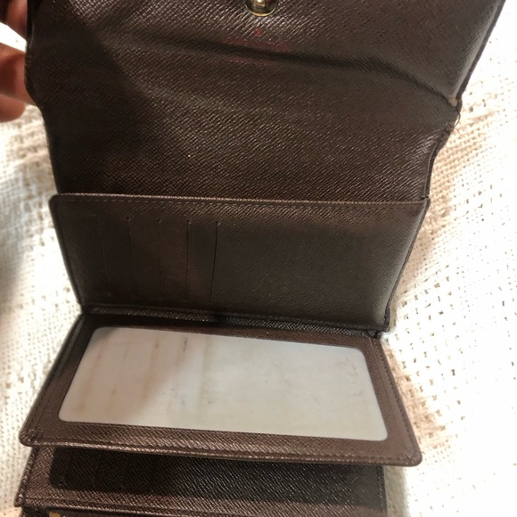 Authentic LOUIS VUITTON N61654 Damier wallet leather - Picture 15 of 17